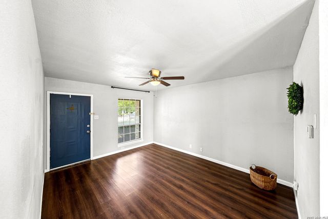 5803 WOODHOLLOW, San Antonio, TX 78218