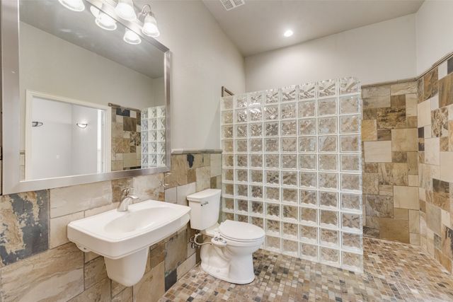 4000 Hearthlight Court, Plano, TX 75024
