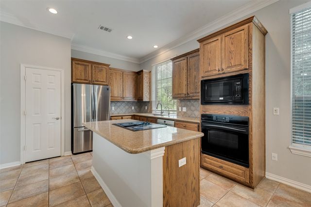 4000 Hearthlight Court, Plano, TX 75024
