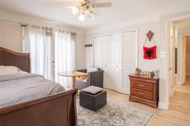 30853 Rockdale Avenue, Farmington, MI 48336