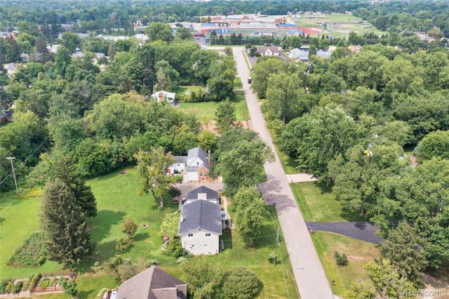 30853 Rockdale Avenue, Farmington, MI 48336