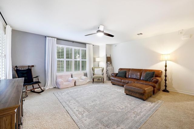 7721 Haggans LN, Austin, TX 78739