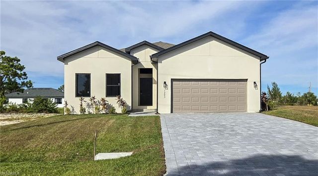 1203 NE 36th LN, Cape Coral, FL 33909