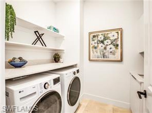 1203 NE 36th LN, Cape Coral, FL 33909