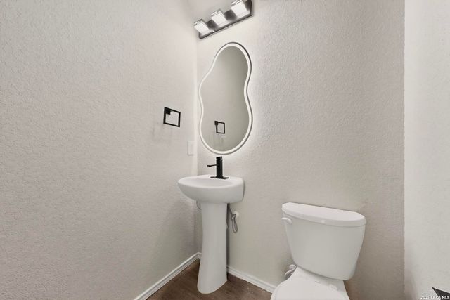 10422 Green Lake, San Antonio, TX 78223