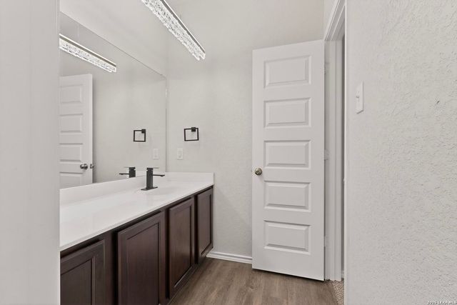 10422 Green Lake, San Antonio, TX 78223