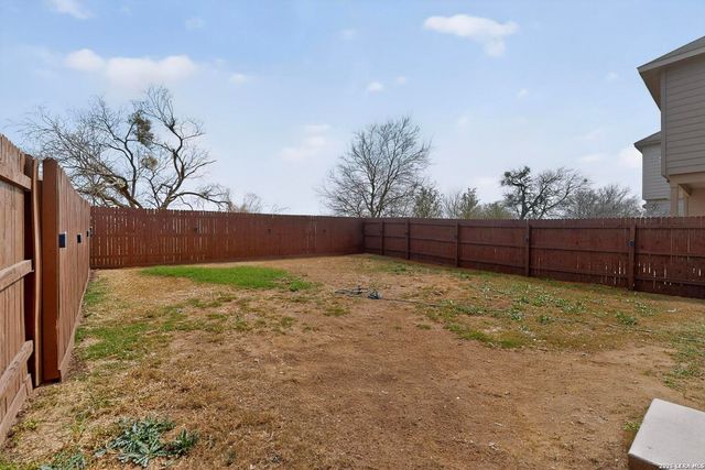 10422 Green Lake, San Antonio, TX 78223