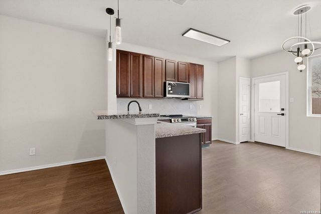 10422 Green Lake, San Antonio, TX 78223