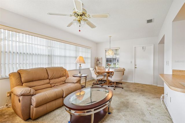 2017 HAMPSTEAD CIRCLE, Sun City Center, FL 33573