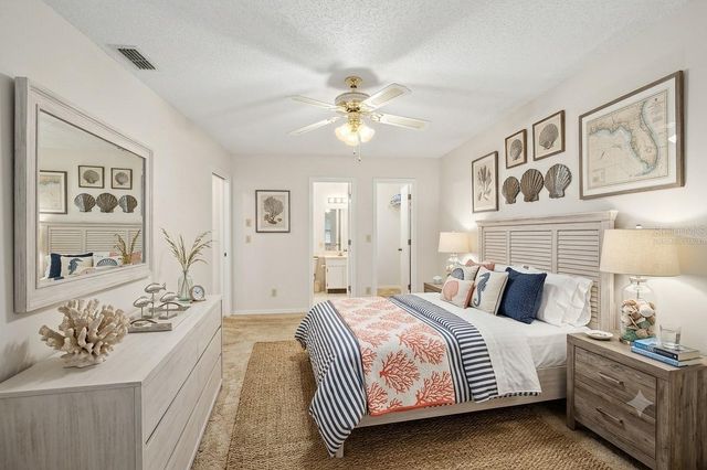 2017 HAMPSTEAD CIRCLE, Sun City Center, FL 33573