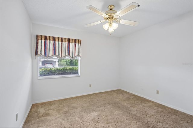 2017 HAMPSTEAD CIRCLE, Sun City Center, FL 33573