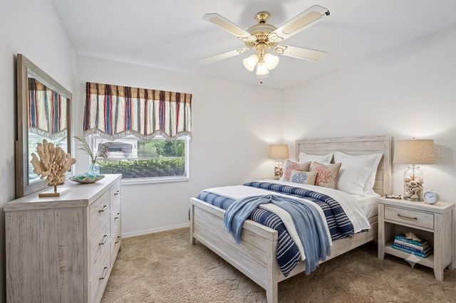 2017 HAMPSTEAD CIRCLE, Sun City Center, FL 33573