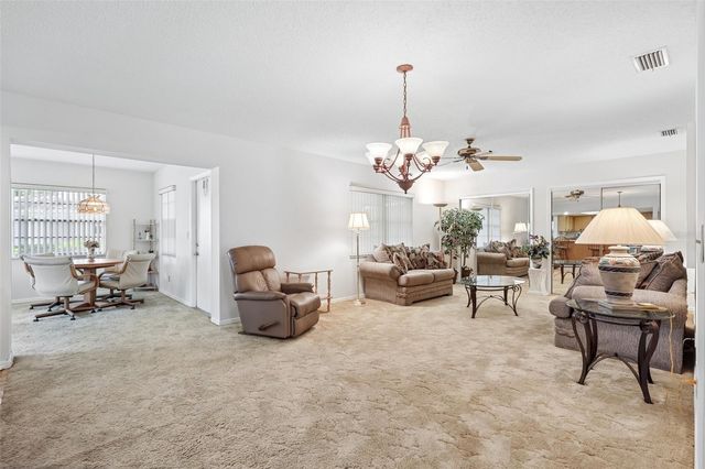 2017 HAMPSTEAD CIRCLE, Sun City Center, FL 33573