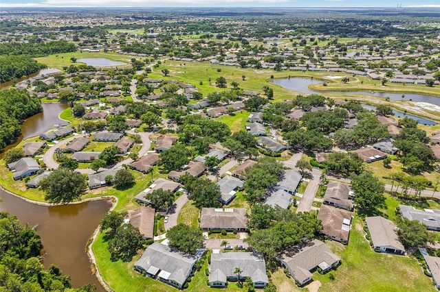 2017 HAMPSTEAD CIRCLE, Sun City Center, FL 33573