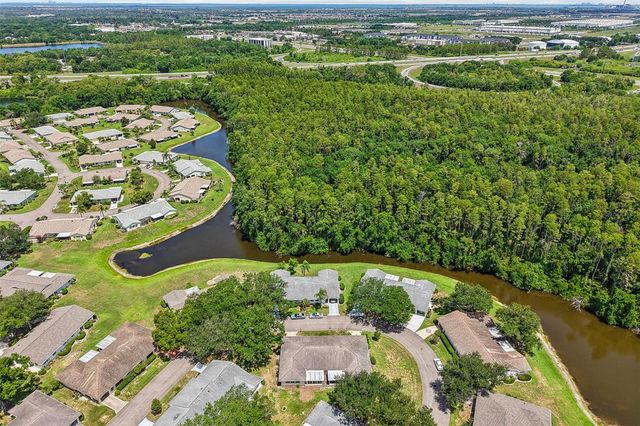 2017 HAMPSTEAD CIRCLE, Sun City Center, FL 33573