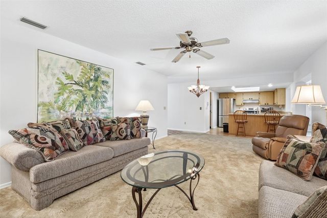 2017 HAMPSTEAD CIRCLE, Sun City Center, FL 33573