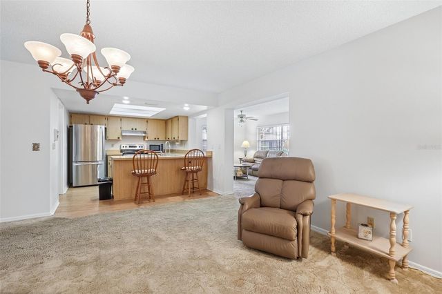 2017 HAMPSTEAD CIRCLE, Sun City Center, FL 33573