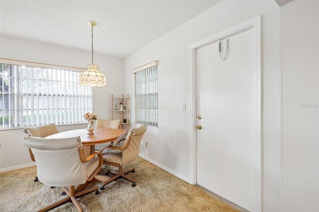 2017 HAMPSTEAD CIRCLE, Sun City Center, FL 33573