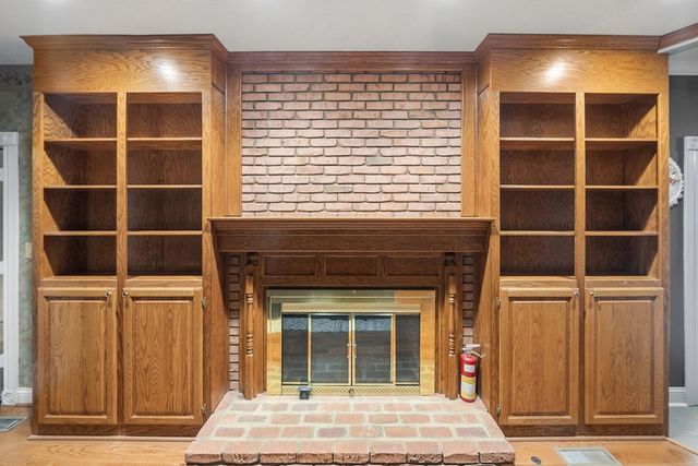 309 Jonaquin Cir, Hopkinsville, KY 42240