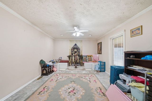 309 Jonaquin Cir, Hopkinsville, KY 42240