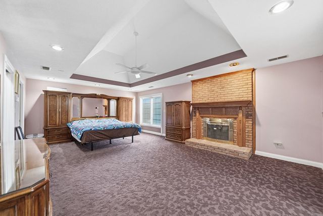 309 Jonaquin Cir, Hopkinsville, KY 42240