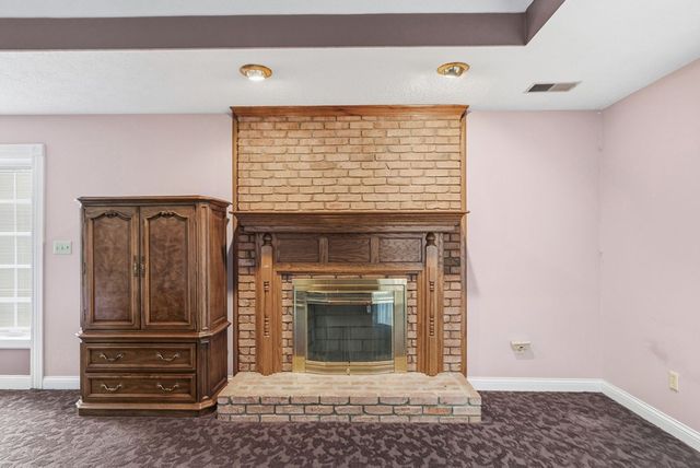 309 Jonaquin Cir, Hopkinsville, KY 42240