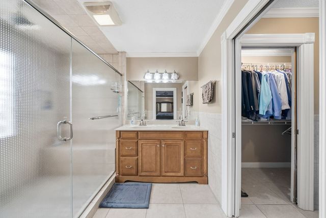 309 Jonaquin Cir, Hopkinsville, KY 42240