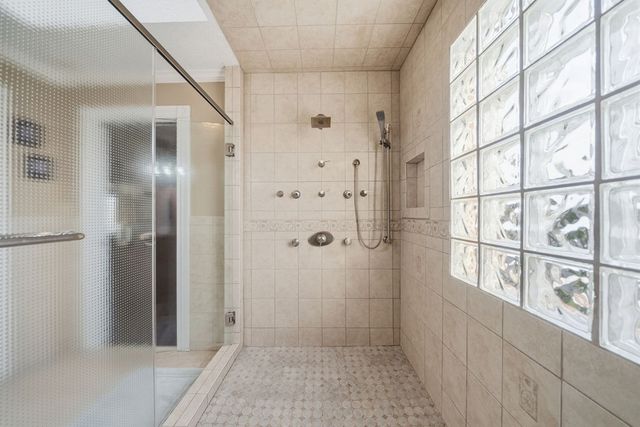 309 Jonaquin Cir, Hopkinsville, KY 42240