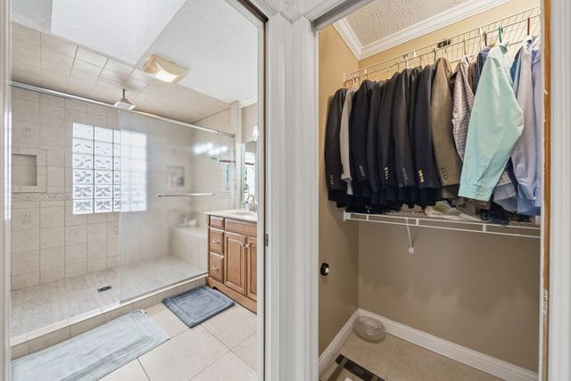 309 Jonaquin Cir, Hopkinsville, KY 42240