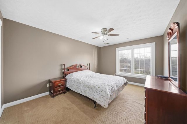 309 Jonaquin Cir, Hopkinsville, KY 42240