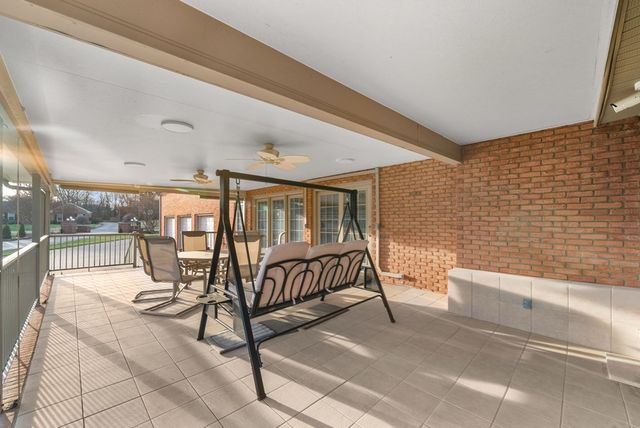 309 Jonaquin Cir, Hopkinsville, KY 42240