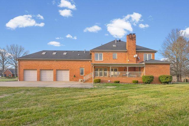 309 Jonaquin Cir, Hopkinsville, KY 42240