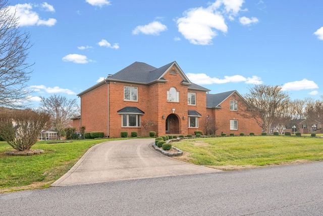 309 Jonaquin Cir, Hopkinsville, KY 42240