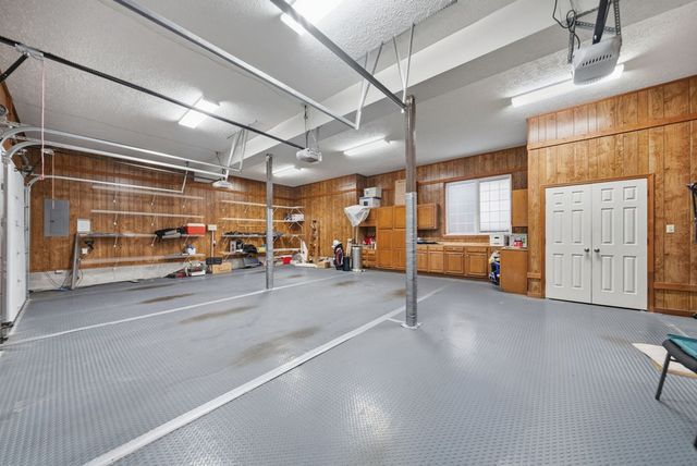 309 Jonaquin Cir, Hopkinsville, KY 42240