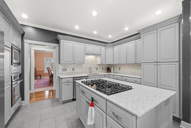 309 Jonaquin Cir, Hopkinsville, KY 42240