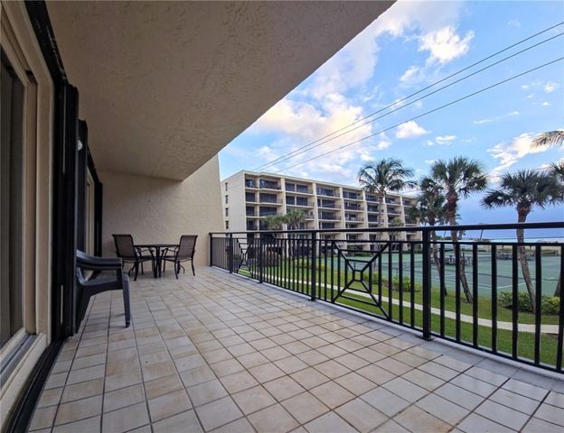 3939 Ocean Drive 205C, Vero Beach, FL 32963
