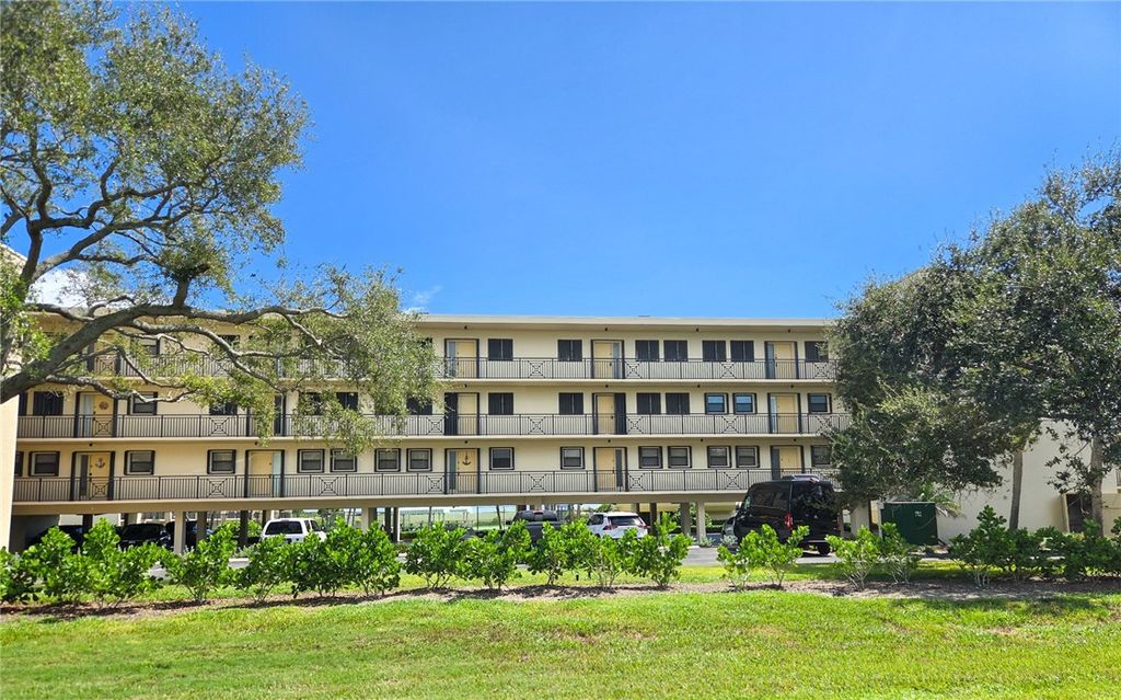 3939 Ocean Drive 205C, Vero Beach, FL 32963