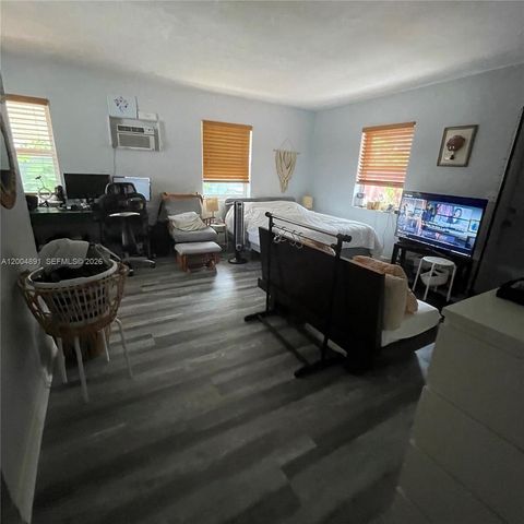 2526 Mckinley St 1, Hollywood, FL 33020