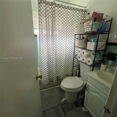 2526 Mckinley St 1, Hollywood, FL 33020