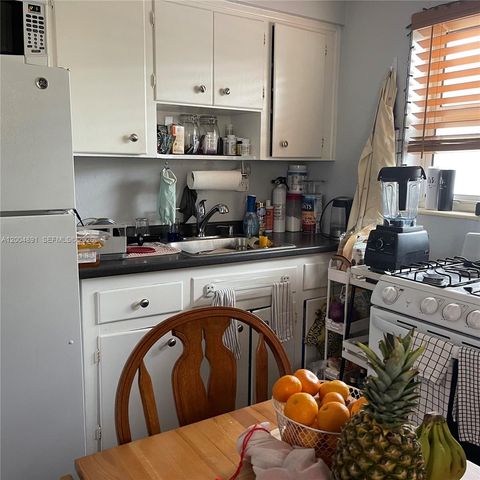 2526 Mckinley St 1, Hollywood, FL 33020