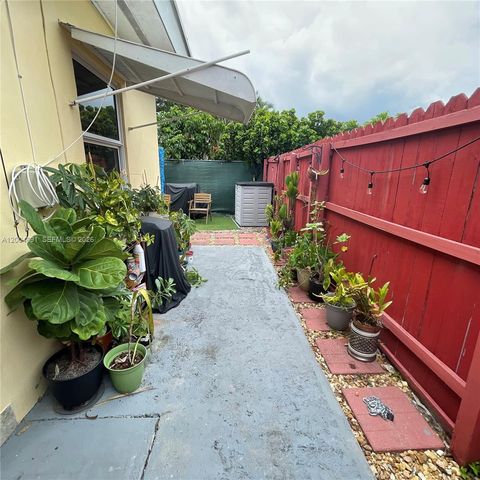 2526 Mckinley St 1, Hollywood, FL 33020