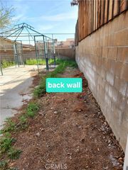 961 Chateau, Barstow, CA 92311