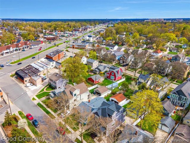1368 Smith Avenue, Birmingham, MI 48009