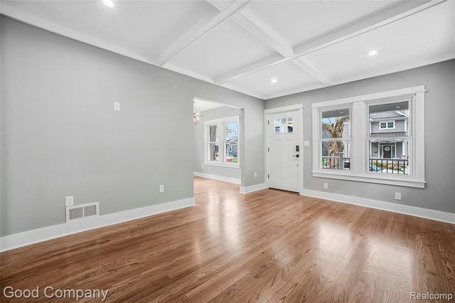 1368 Smith Avenue, Birmingham, MI 48009