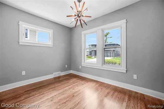 1368 Smith Avenue, Birmingham, MI 48009