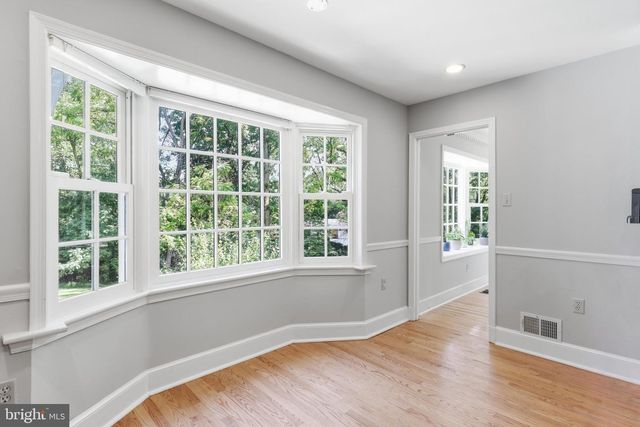 6817 JEREMIAH CT, Fairfax Station, VA 22039
