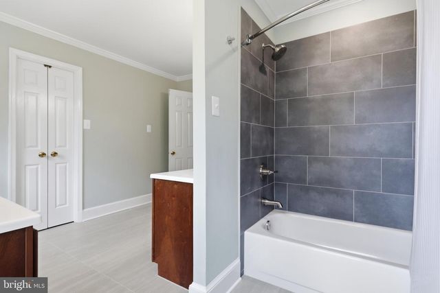 6817 JEREMIAH CT, Fairfax Station, VA 22039
