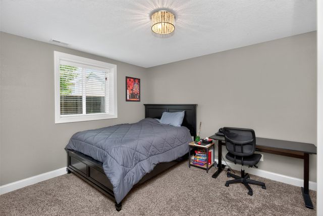 4210 SW Snyder Boulevard, Ankeny, IA 50023