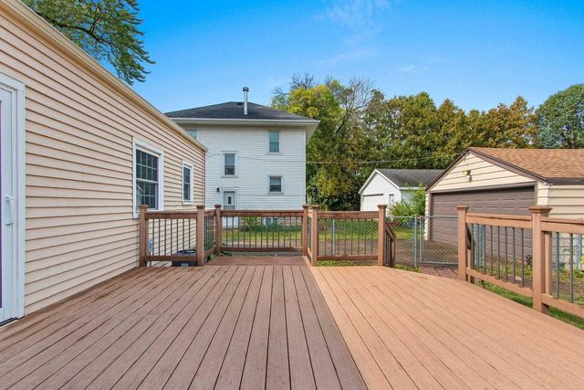 1121 GARLAND STREET, Green Bay, WI 54301