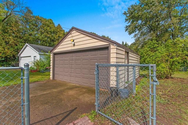 1121 GARLAND STREET, Green Bay, WI 54301